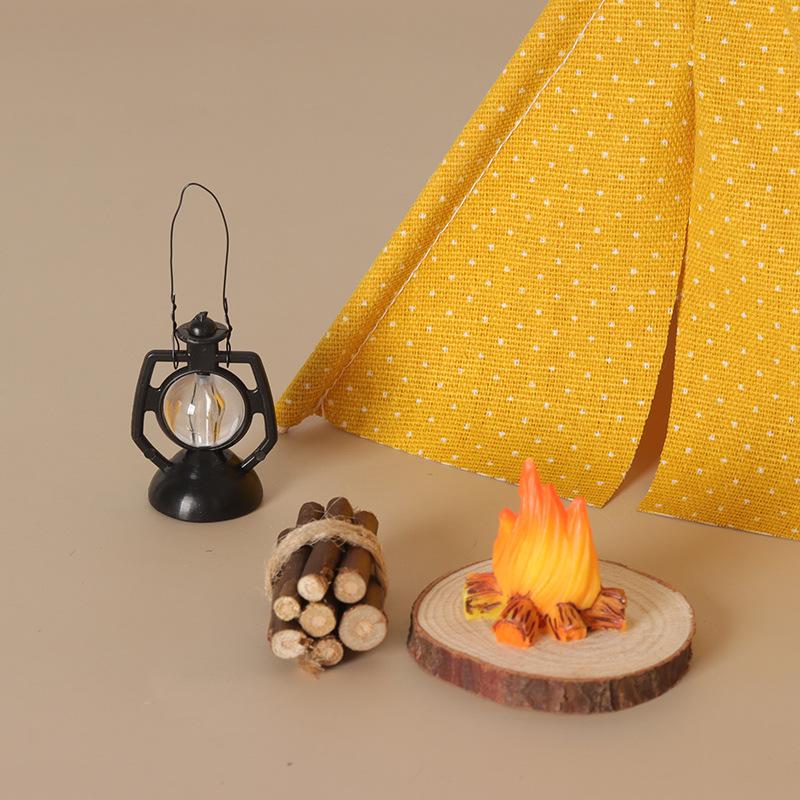 **1 Set 1/12 Doll House Outdoo - Camping Cooking Accessories Set recensione e prezzo